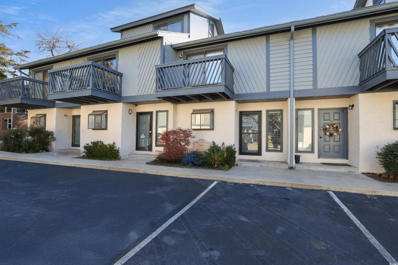 504 30th Ave. N, Unit 18, Myrtle Beach, SC 29577 Main Photo