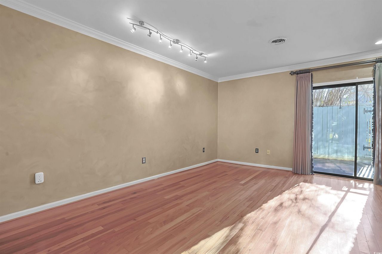 504 30th Ave. N Photo 6