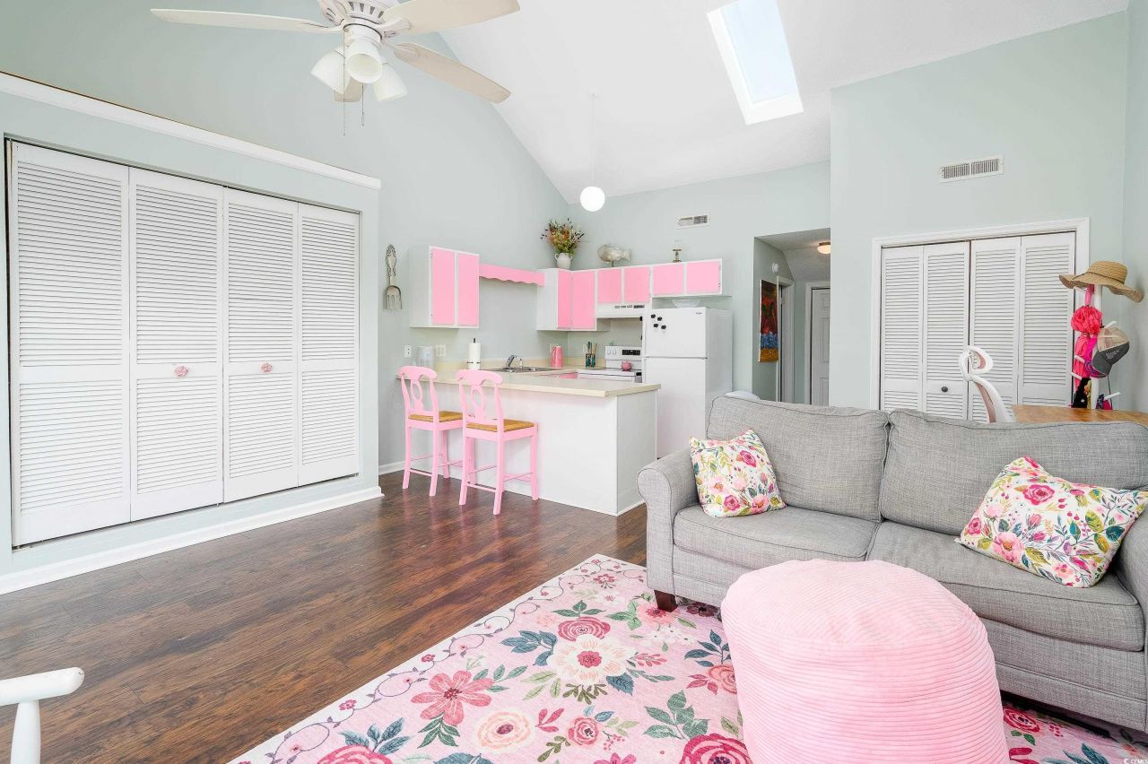 1851 Colony Dr. Photo 12