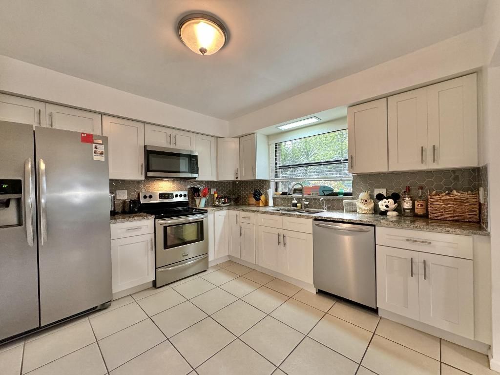 4670 Rosewood Tree Court, Unit B, Boynton Beach, FL 33436 Photo