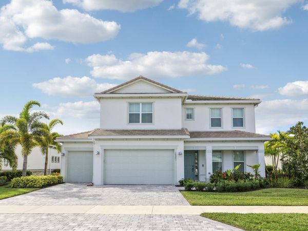 10901 Stellar Circle, Palm Beach Gardens, FL 33412