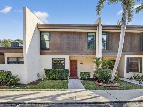 1261 NW 99th Terrace, Unit 47, Pembroke Pines, FL 33024