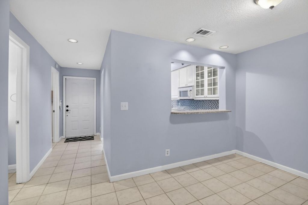 1261 NW 99th Terrace, Unit 47, Pembroke Pines, FL 33024 Photo