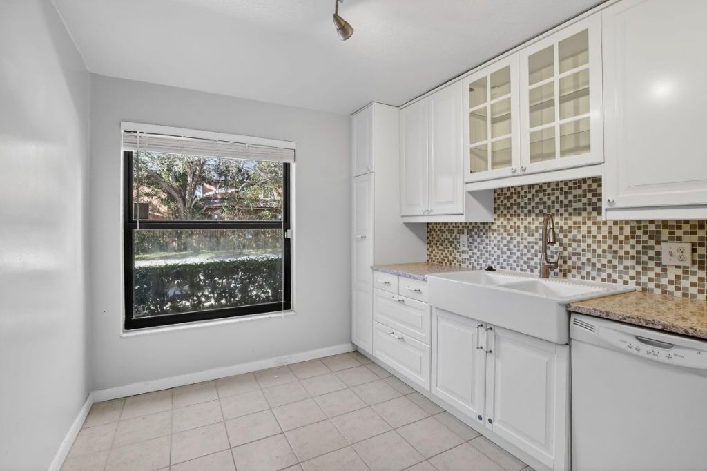 1261 NW 99th Terrace, Unit 47, Pembroke Pines, FL 33024 Photo