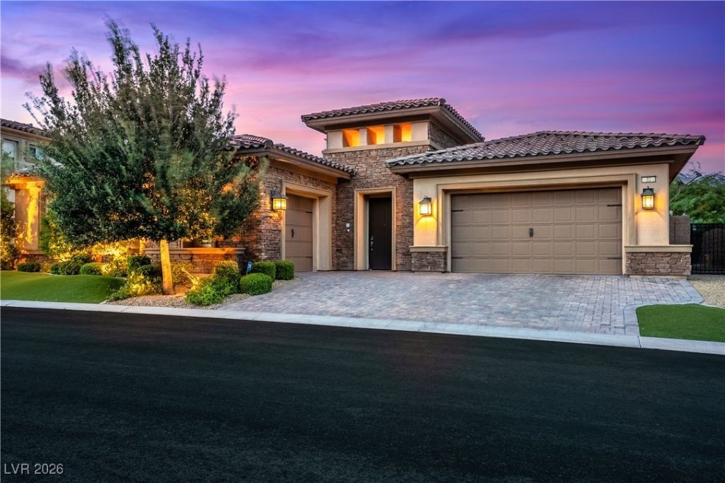 32 Olympia Chase Drive, Las Vegas, NV 89141 Main Photo