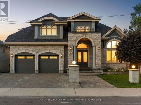 1623 Claymor Avenue, Ottawa, ON K2C1T4