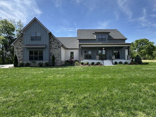 5024 Halls Hill Pike, Murfreesboro, TN 37130