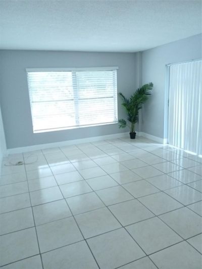 4170 Inverrary Drive, Unit 412, Lauderhill, FL 33319 Photo