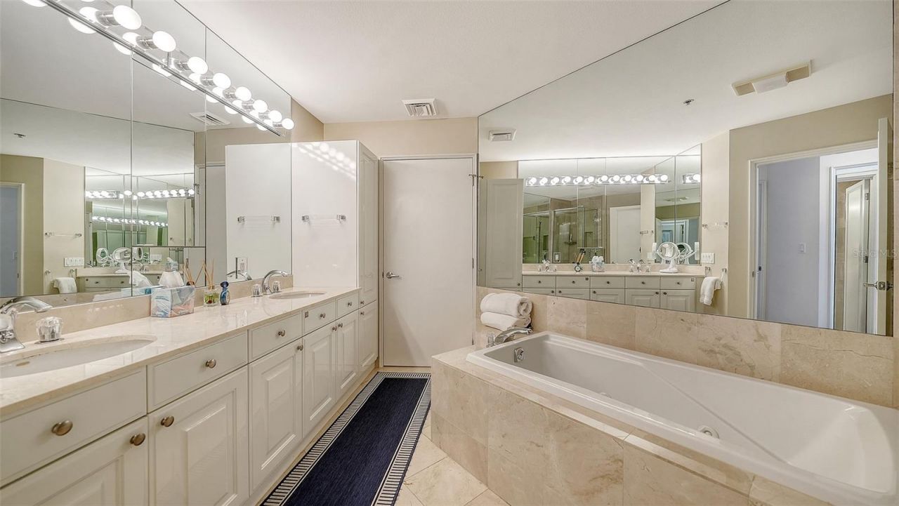 3080 Grand Bay Boulevard, Unit 515, Longboat Key, FL 34228 Photo