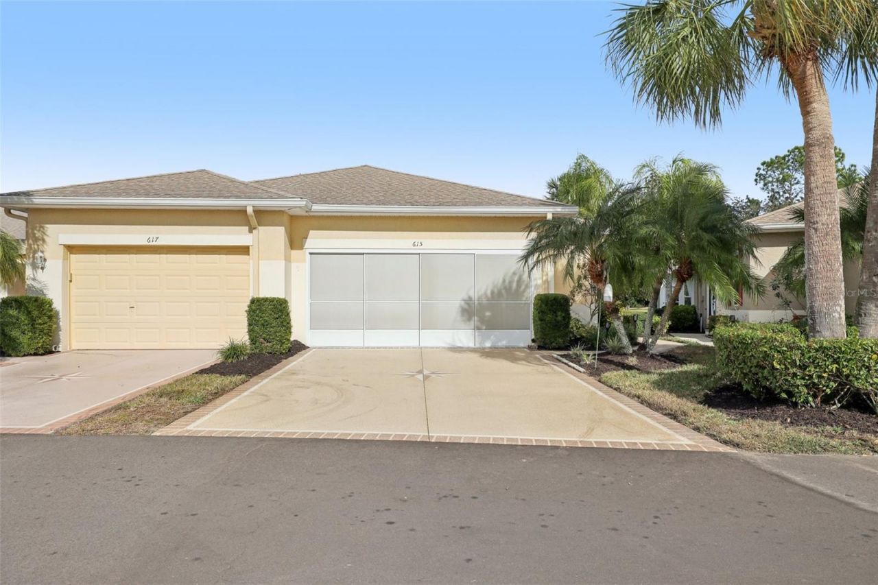 615 Tremont Greens Lane, Sun City Center, FL 33573 Main Photo