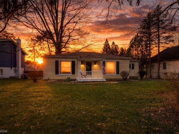 2682 Smith Road, Fairlawn, OH 44333