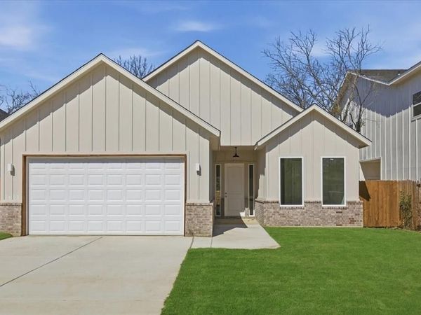 1633 E Tucker Street, Fort Worth, TX 76104