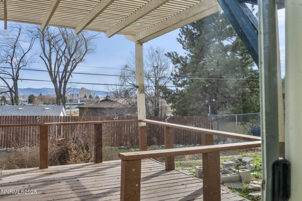 750 Southworth Drive, Reno, NV 89512 Photo