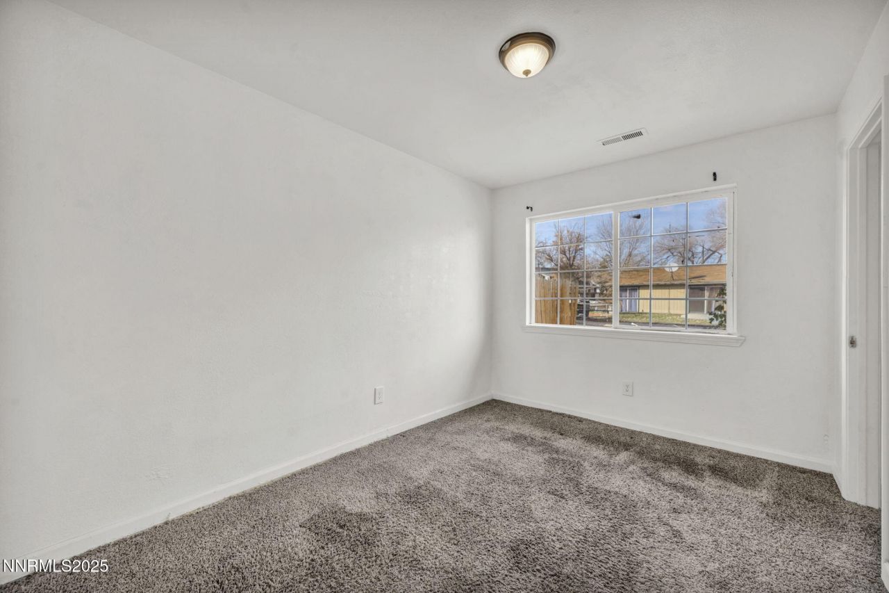 750 Southworth Drive, Reno, NV 89512 Photo