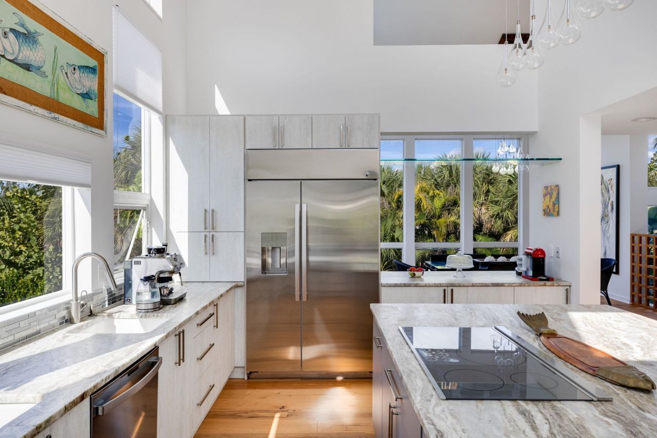 479 Lagoon Drive, Sanibel, FL 33957 Photo