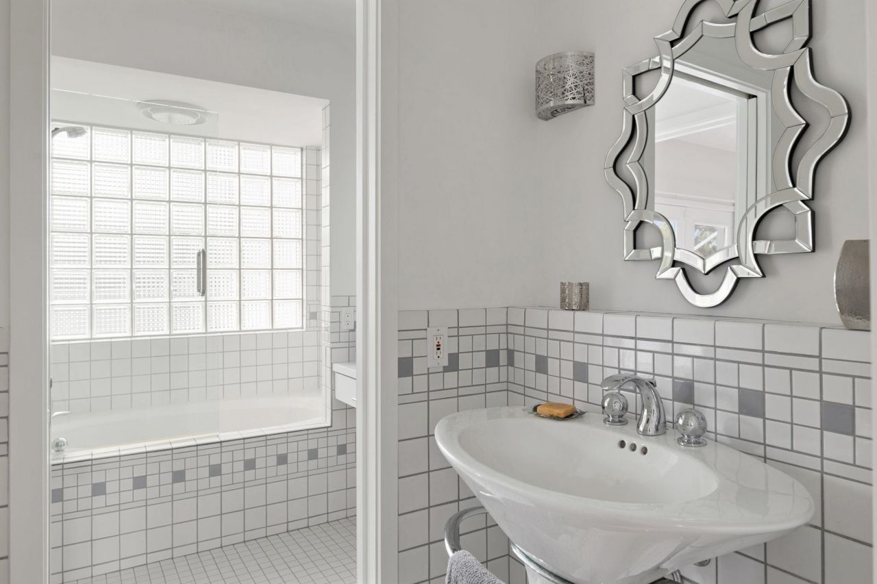 479 Lagoon Drive, Sanibel, FL 33957 Photo