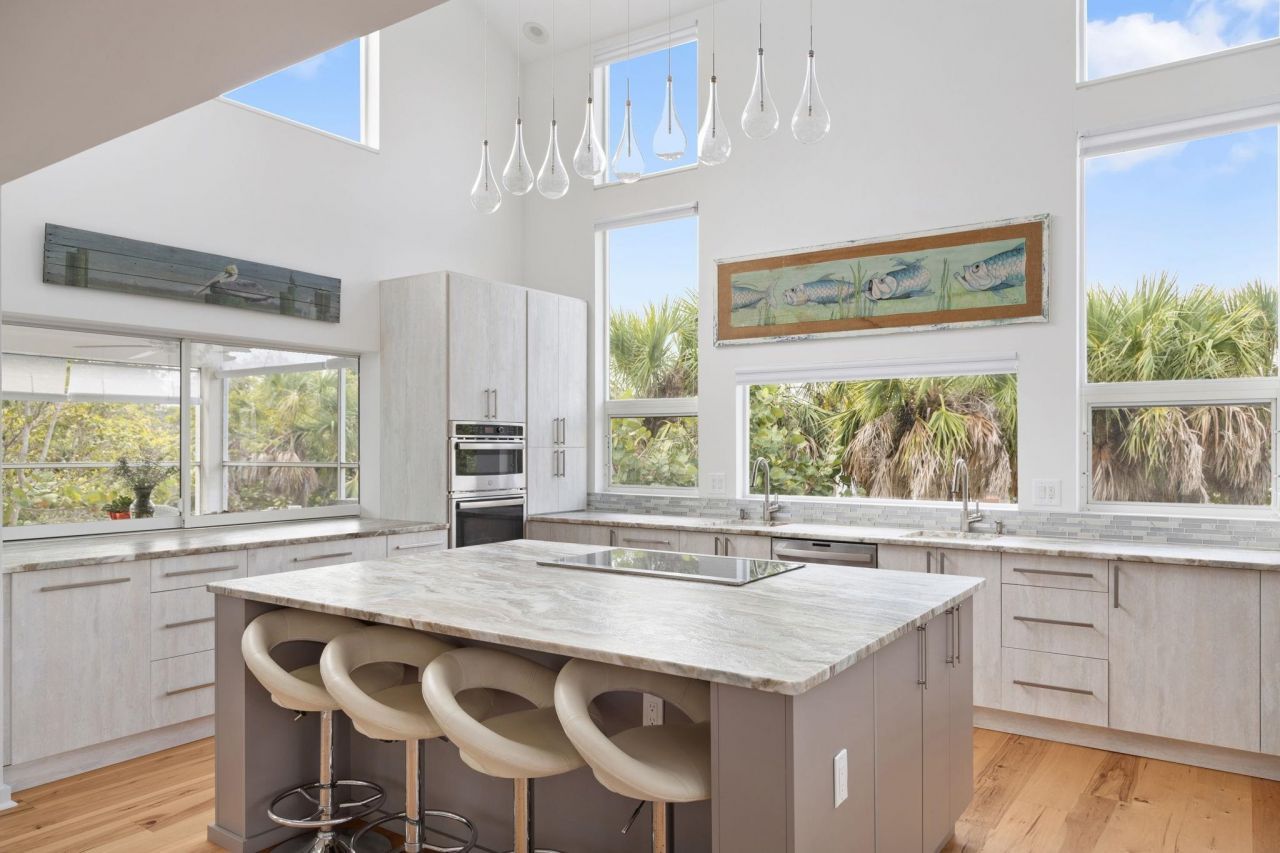 479 Lagoon Drive, Sanibel, FL 33957 Photo