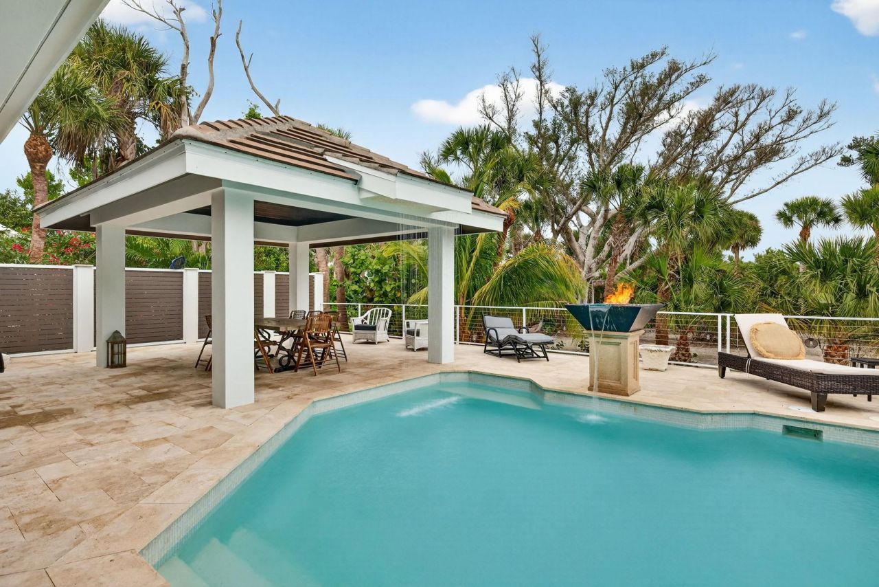 2388 Wulfert Rd, Sanibel, FL 33957 Photo