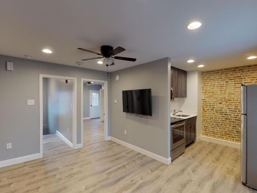 27 S Church Street, Unit 2, West Chester, PA 19382 Main Photo