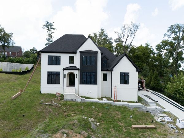 1580 Eastwood Dr, Brentwood, TN 37027