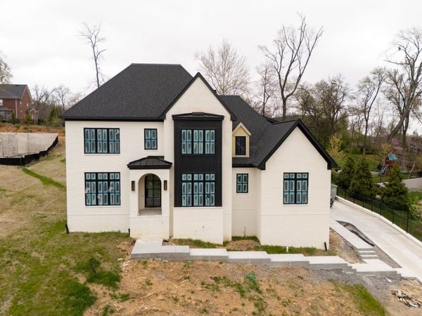 1580 Eastwood Dr, Brentwood, TN 37027