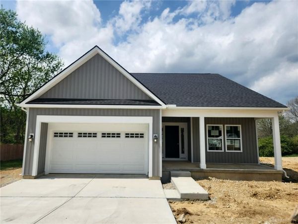 1565 N Fairfield Road, Beavercreek, OH 45432