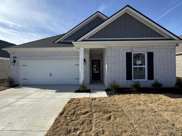 113 Harvest Dance Drive, Byhalia, MS 38611