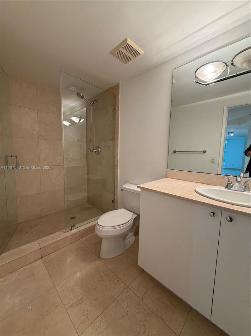 17555 Atlantic Blvd, Unit 607, Sunny Isles Beach, FL 33160 Photo
