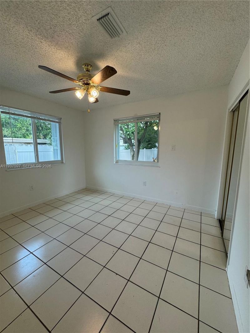 2311 SW 58th Ave, Unit APT 2, Miami, FL 33155 Photo