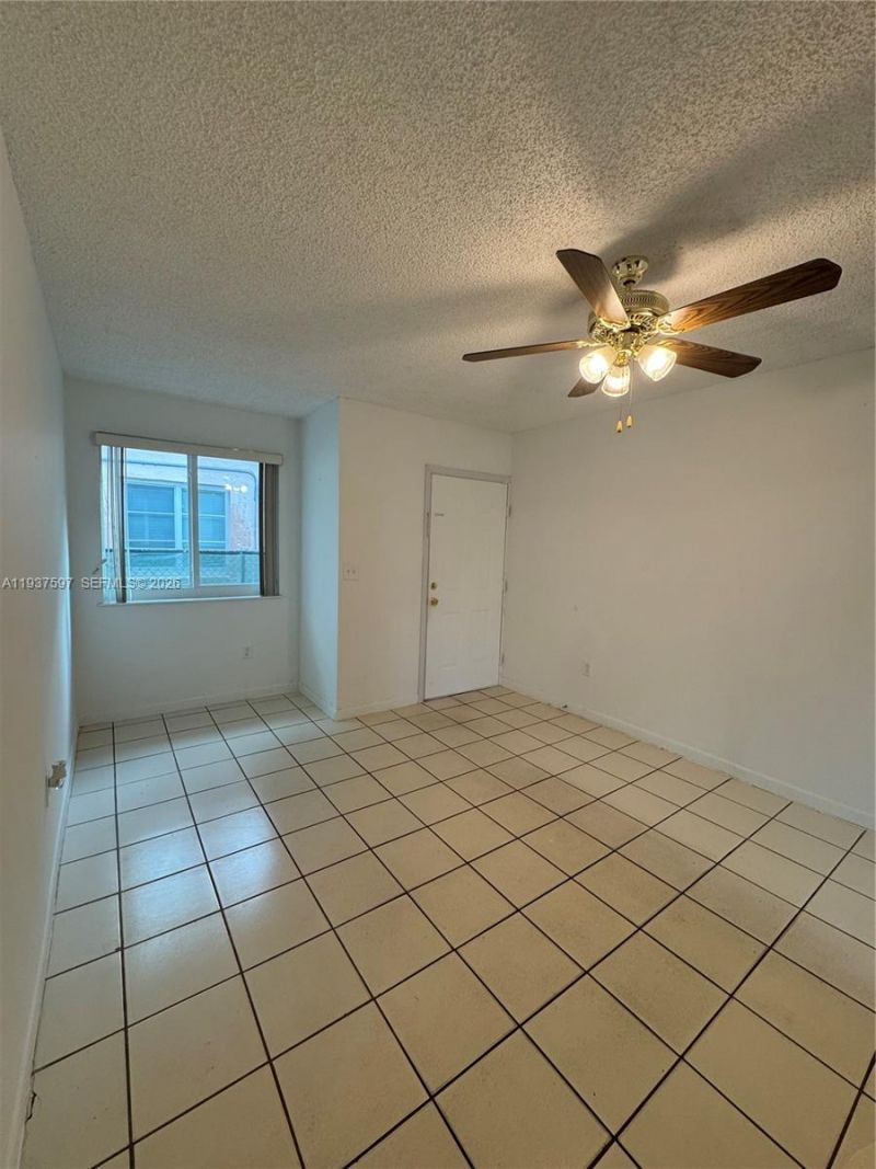 2311 SW 58th Ave, Unit APT 2, Miami, FL 33155 Photo