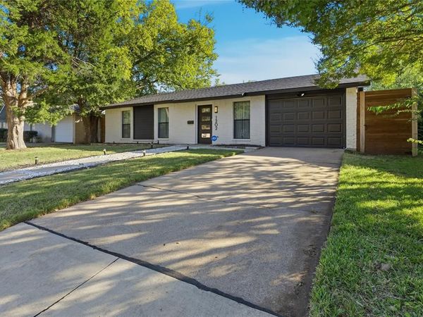 1202 Hillwood Drive, Lewisville, TX 75067