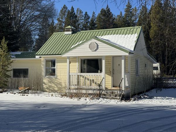 135744 Highway 97, Crescent, OR 97733