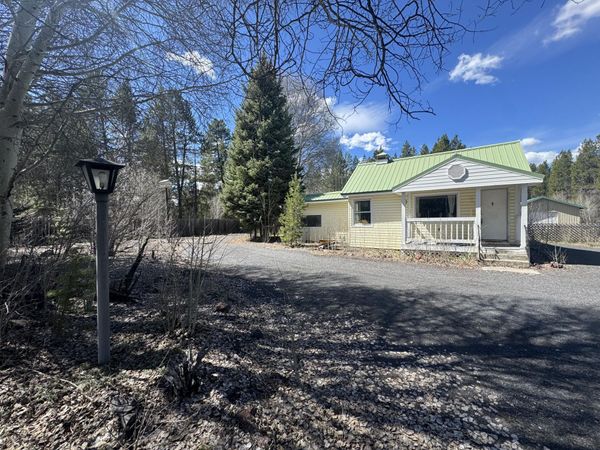 135744 Highway 97, Crescent, OR 97733