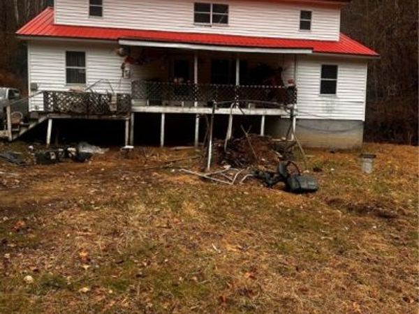 1160 Big Branch, Harts, WV 25524