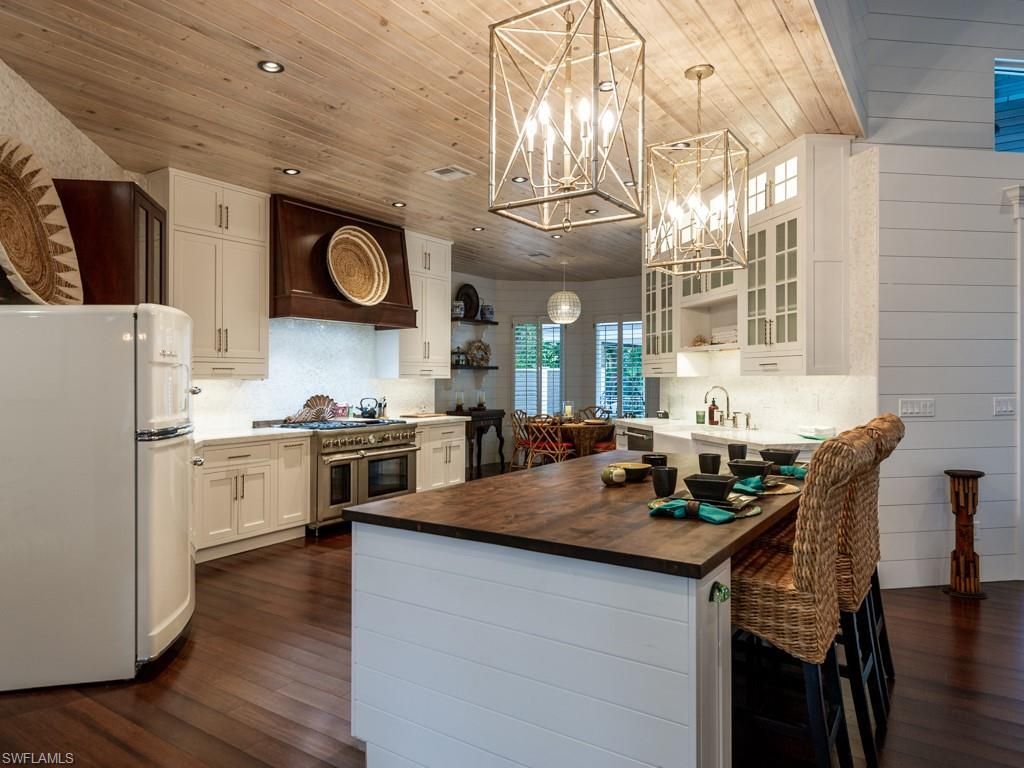 2388 Wulfert Rd, Sanibel, FL 33957 Photo