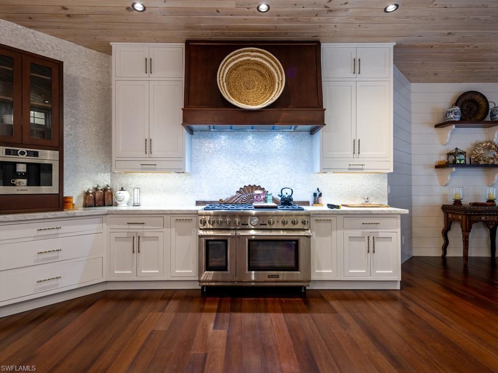 2388 Wulfert Rd, Sanibel, FL 33957 Photo