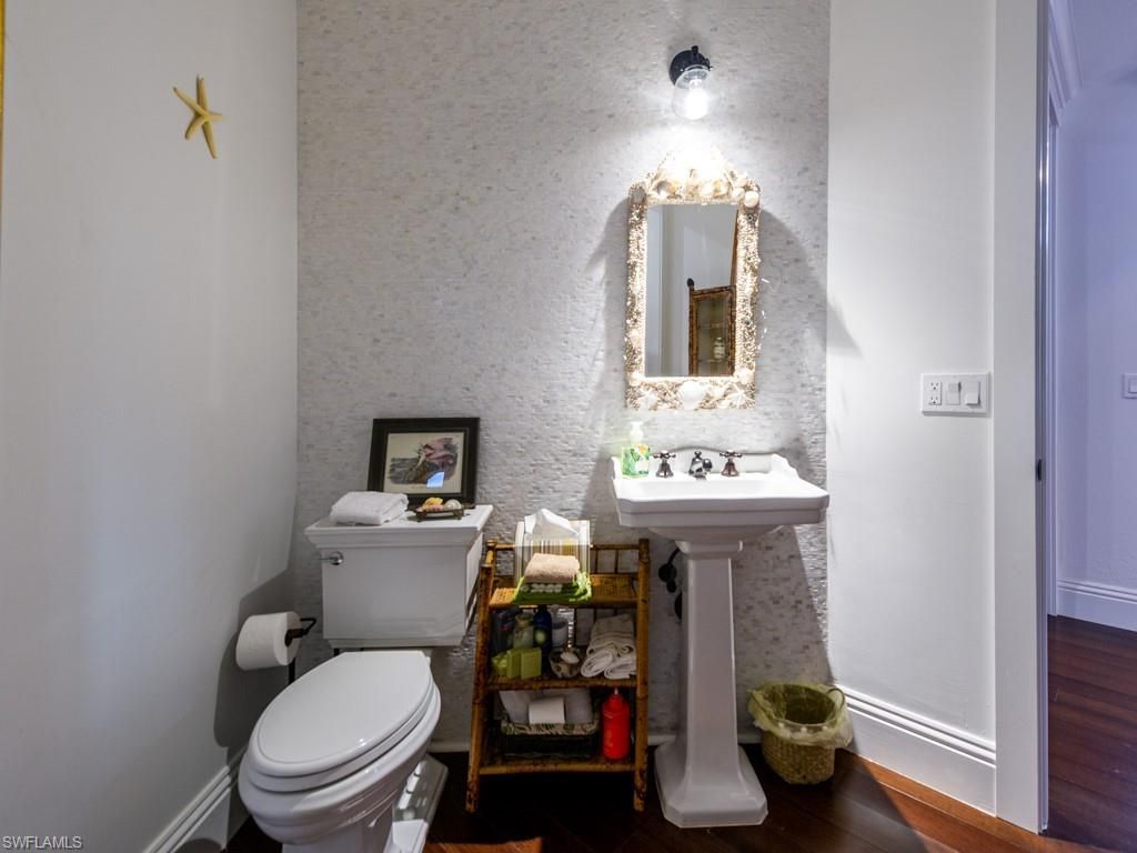 2388 Wulfert Rd, Sanibel, FL 33957 Photo