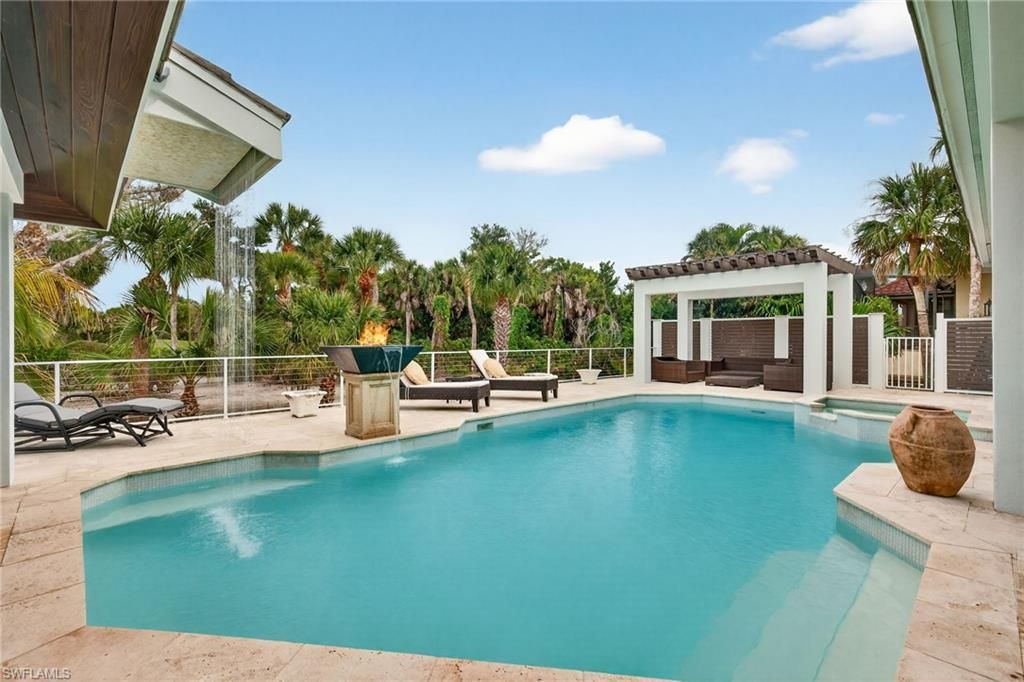 2388 Wulfert Rd, Sanibel, FL 33957 Photo