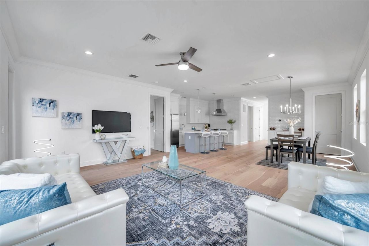 2369 Bahia Vista Street, Sarasota, FL 34239 Photo