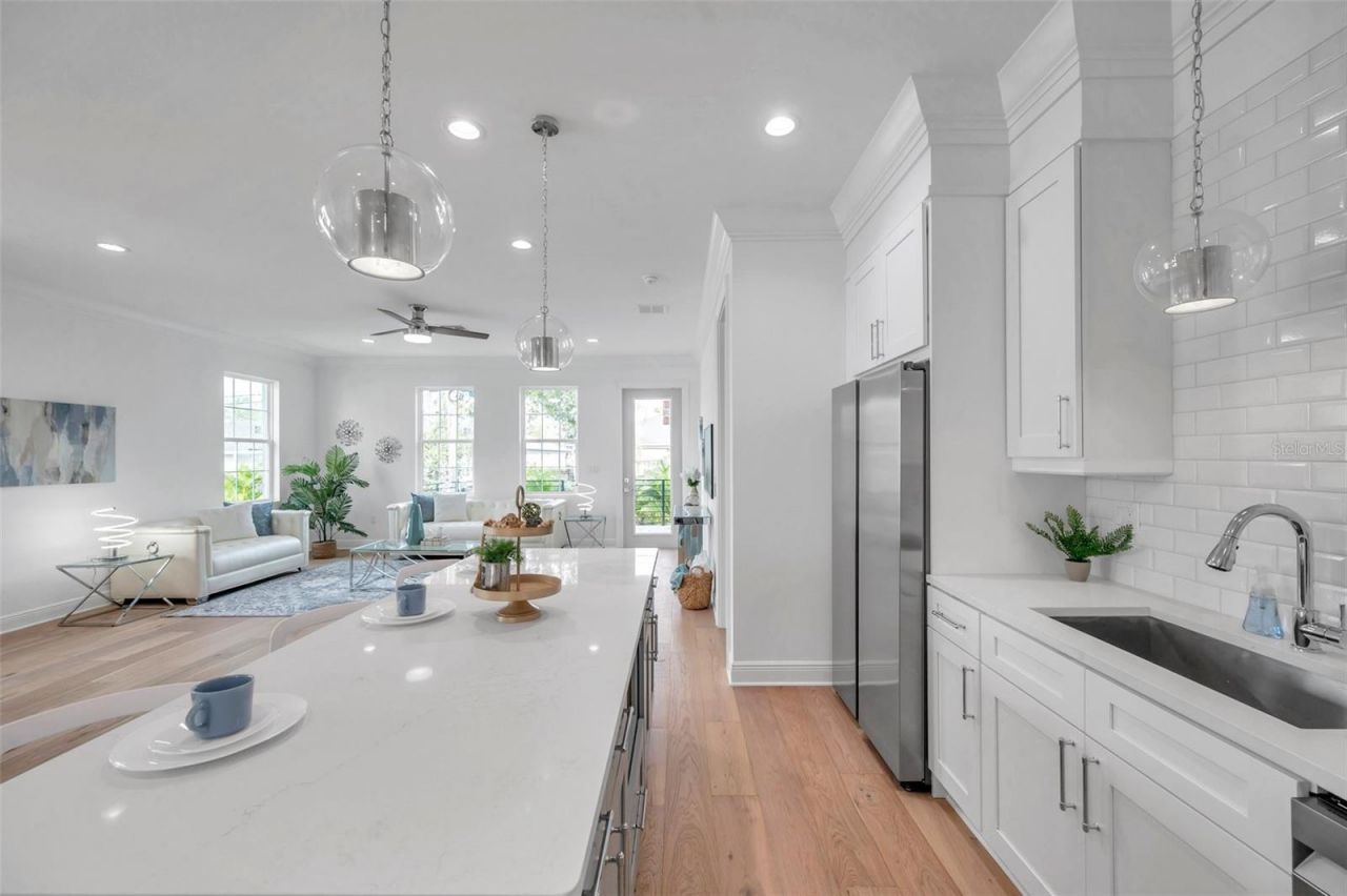 2369 Bahia Vista Street, Sarasota, FL 34239 Photo