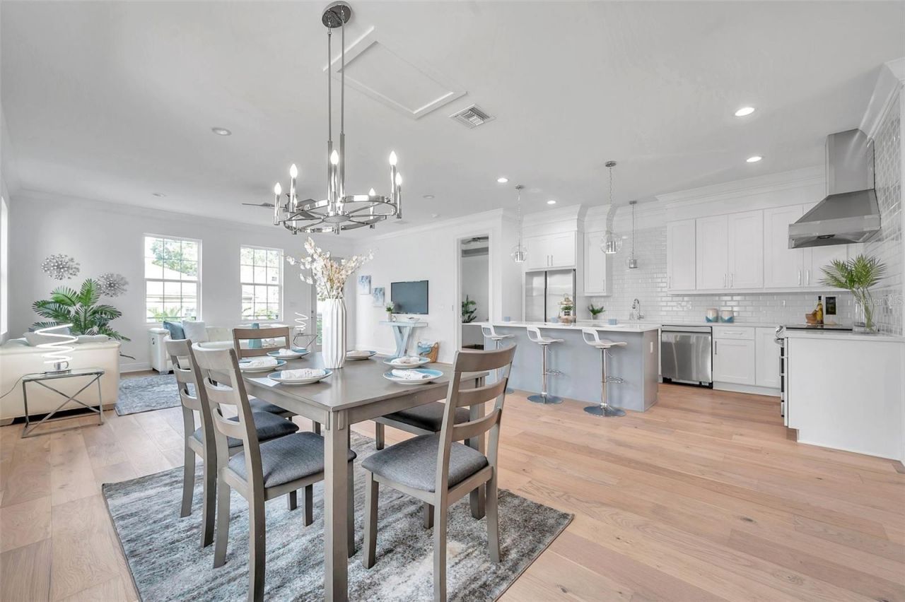 2369 Bahia Vista Street, Sarasota, FL 34239 Photo