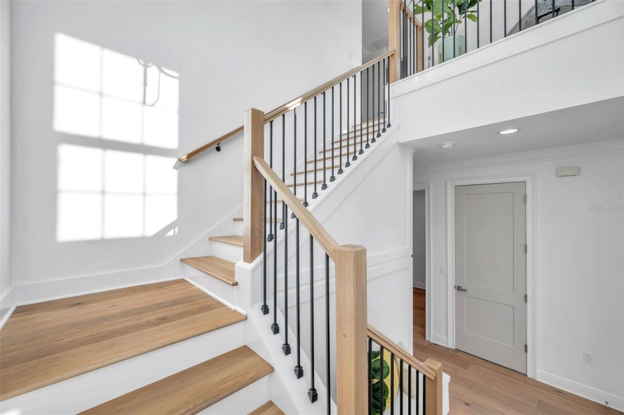 2369 Bahia Vista Street, Sarasota, FL 34239 Photo