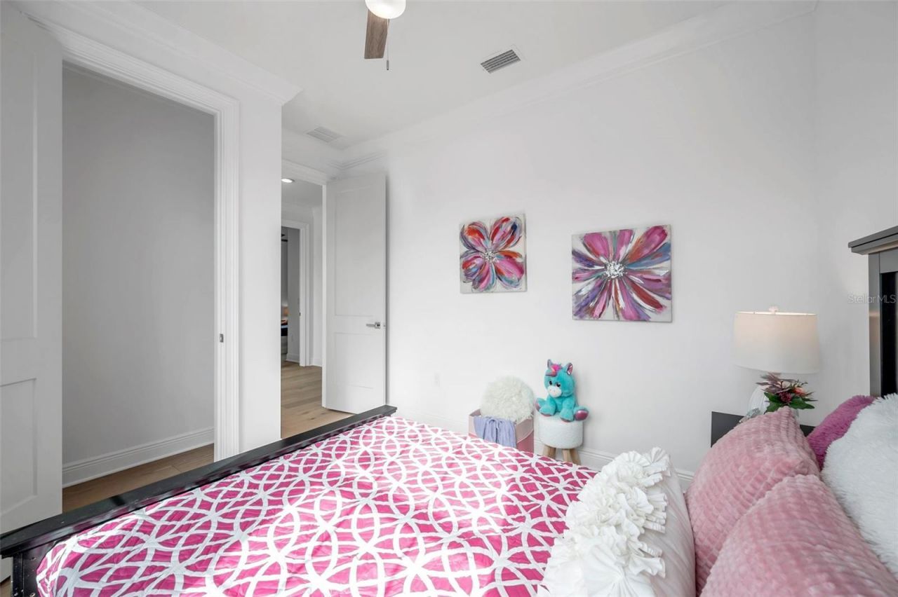 2369 Bahia Vista Street, Sarasota, FL 34239 Photo