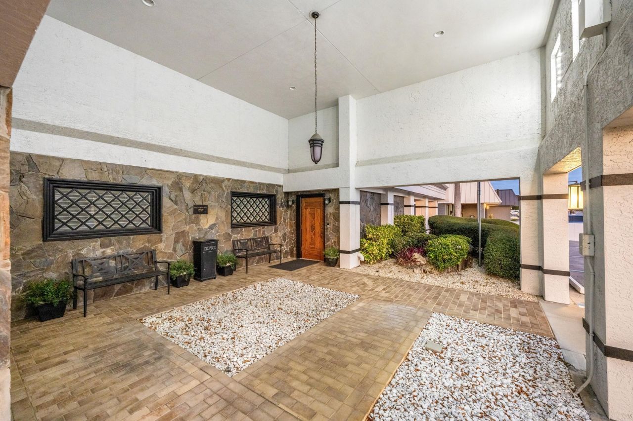 525 N Harbor City Boulevard, Melbourne, FL 32935 Photo