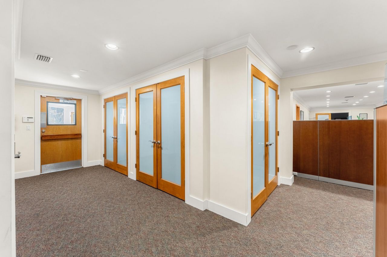 525 N Harbor City Boulevard, Melbourne, FL 32935 Photo