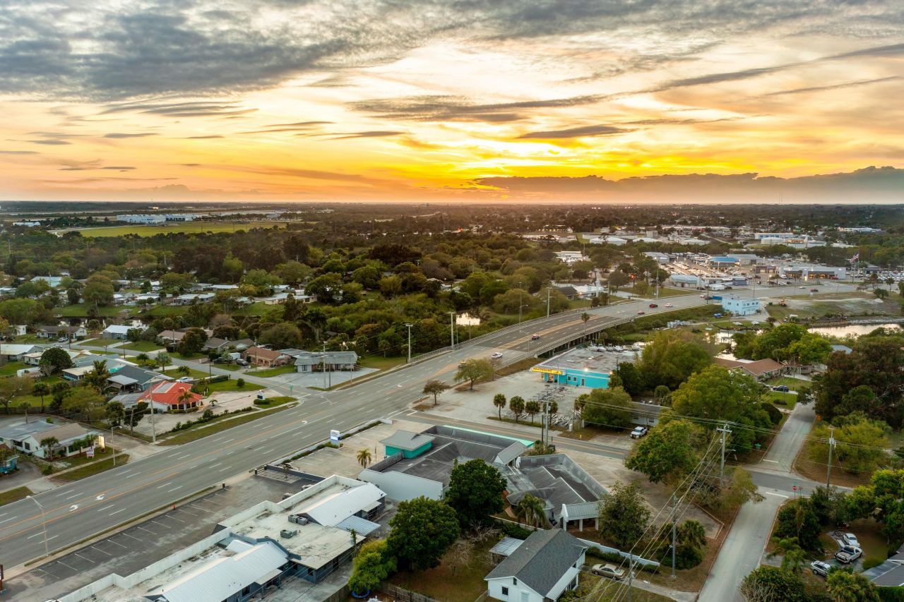 525 N Harbor City Boulevard, Melbourne, FL 32935 Photo