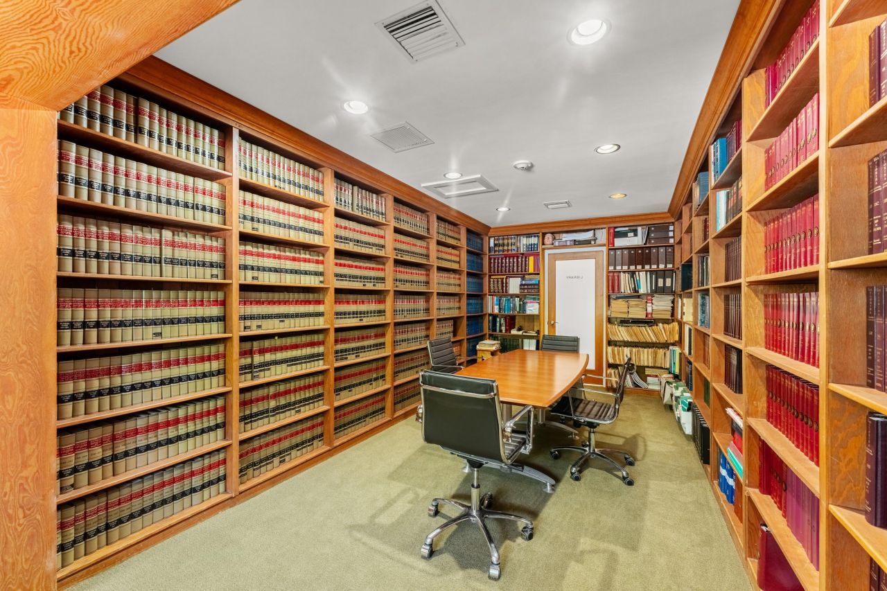 525 N Harbor City Boulevard, Melbourne, FL 32935 Photo