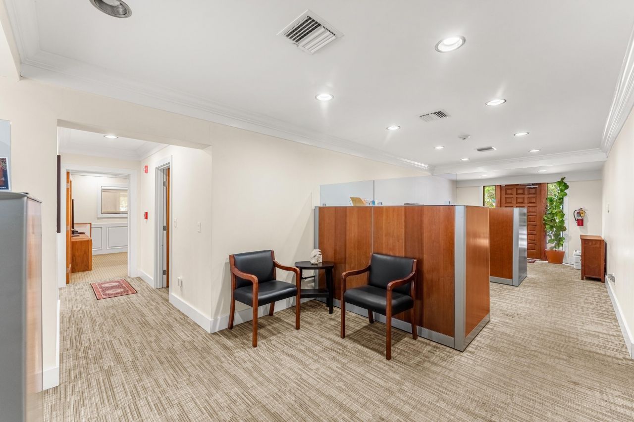 525 N Harbor City Boulevard, Melbourne, FL 32935 Photo