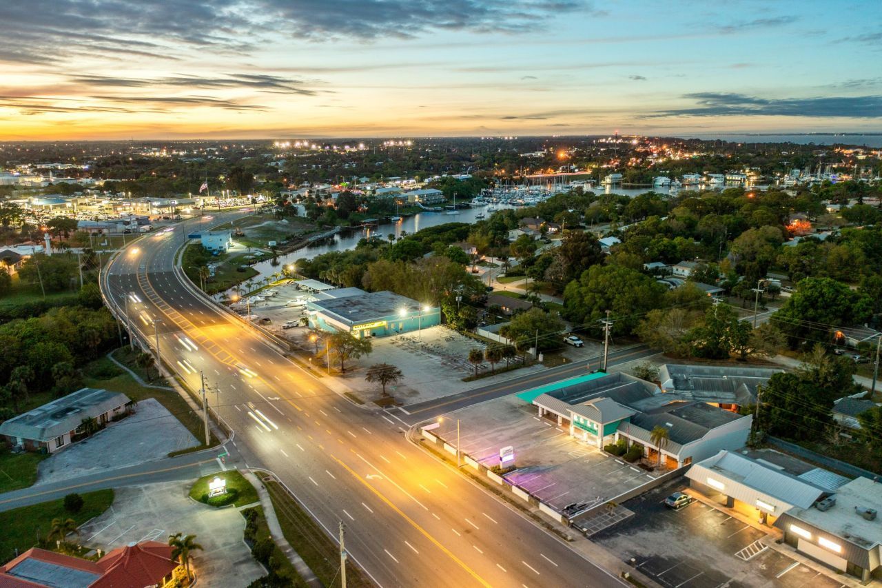 525 N Harbor City Boulevard, Melbourne, FL 32935 Photo