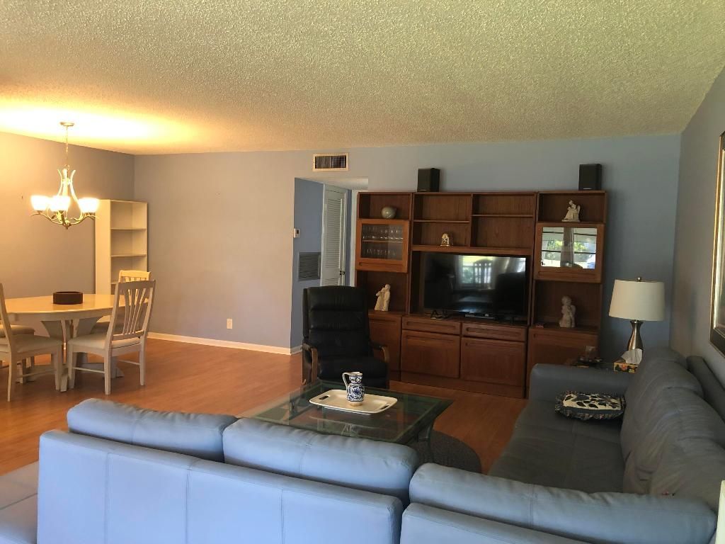 912 S South Drive Drive, Unit C, Delray Beach, FL 33445 Photo